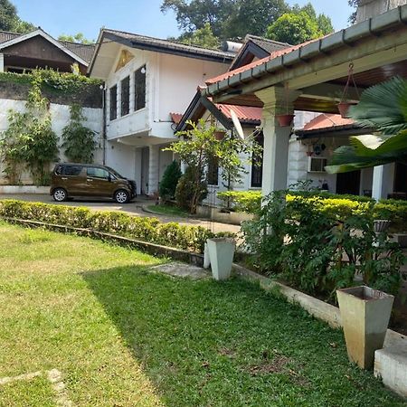 Kandy Garden Villa エクステリア 写真